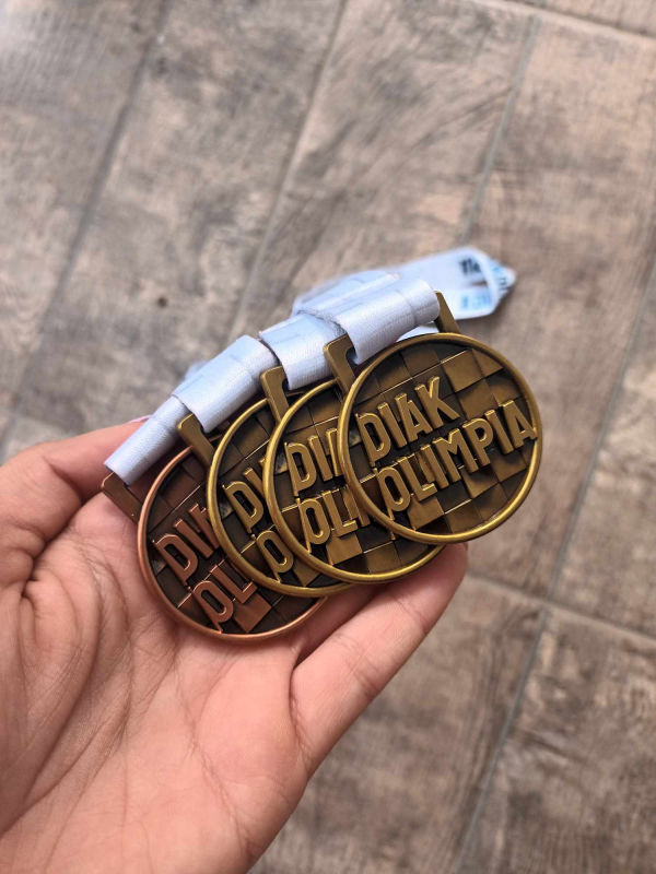 Országos döntőben a Szöcske!