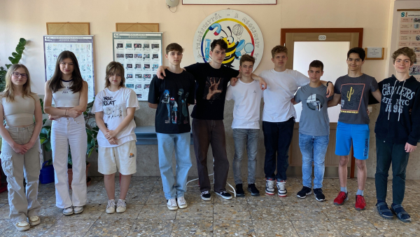 NYELVVIZSGÁS SIKEREK A BARTÓK TÉREN