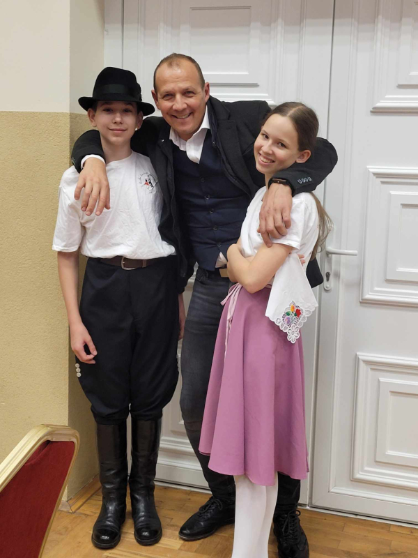 Aranyminősítéssel tértek haza a Gyakorló  Iskola néptánc tanszakos diákjai