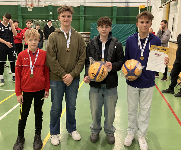 Eredményes novembert zártak diákolimpikonjaink a vármegyei sportversenyeken