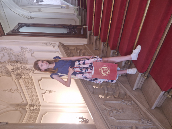 Ki gondolná, hogy egy iskolai szekrény micsoda titkokat rejthet...