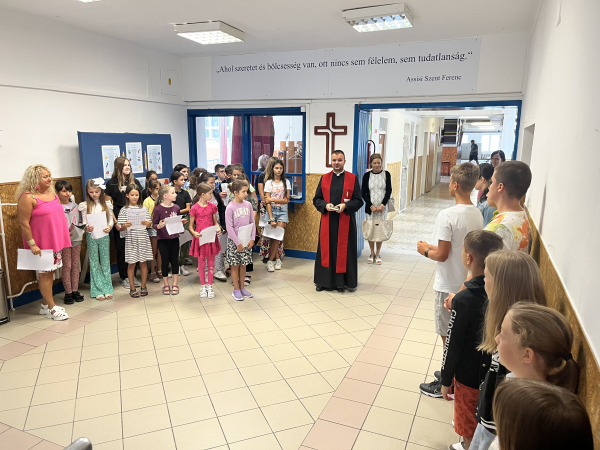 „Ahol szeretet és bölcsesség van…”