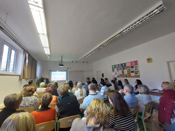 Pedagógussors januártól