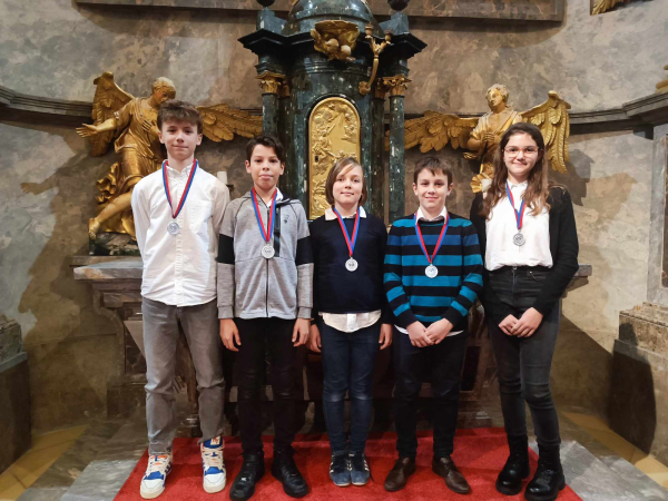 Játékos csapatvetélkedő a Komplex Alapprogram jegyében