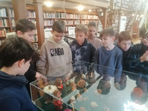 Sün-dörgés az Egyetemen