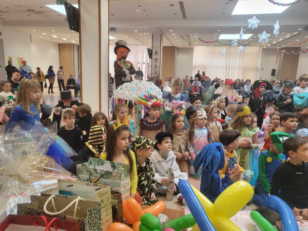 Farsang a Bartók téren