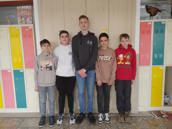 „Kimatekolták” a diákjaink a döntőt!  Kiváló eredmények születtek a Varga Tamás Matematikaversenyen!