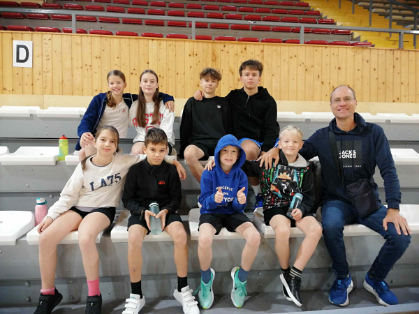 KEMFER 60 SPORT-, ÉS SZELLEMI VETÉLKEDŐ