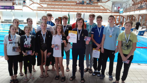 Aranyeső a B kategóriás megyei Úszás Diákolimpiai Döntőn