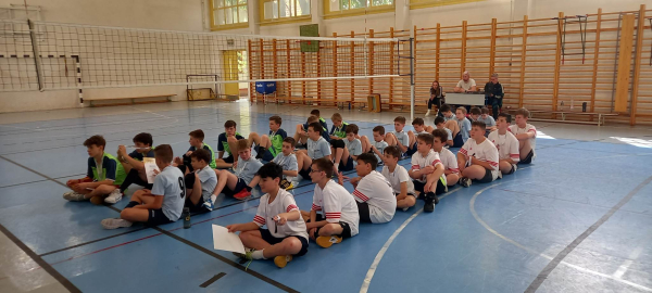 Diákolimpiai Országos Döntőbe jutott iskolánk fiú röplabda csapata!