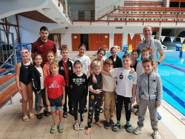 ÚSZÁS DIÁKOLIMPIA